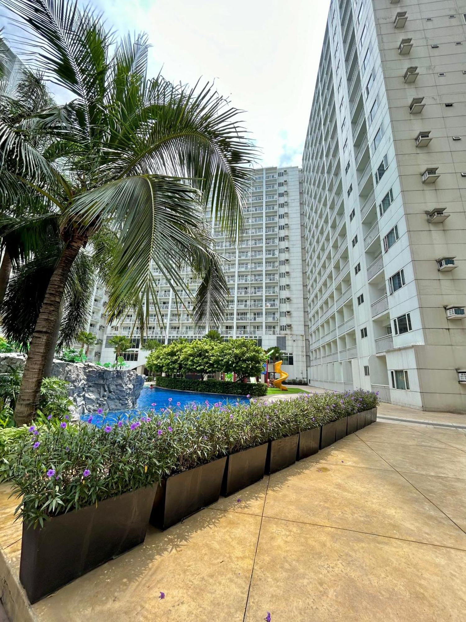 Santiorini At Shore Residences Pasay Bagian luar foto