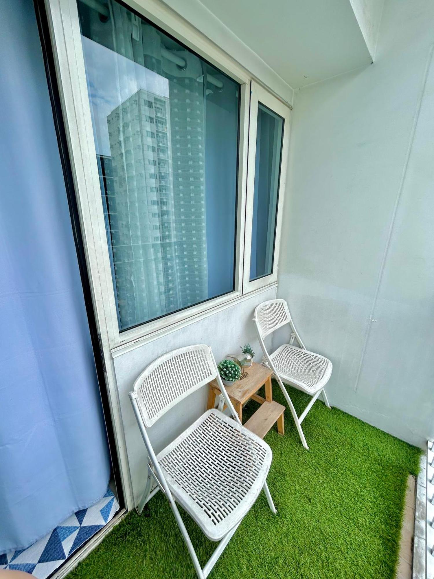 Santiorini At Shore Residences Pasay Bagian luar foto